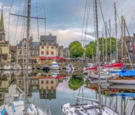 les bateaux de plaisance dans le port Honfleur calvados