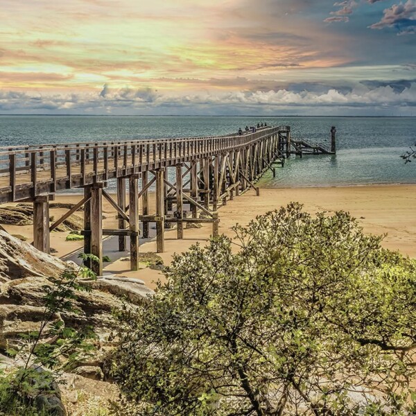 le ponton de la plage des Dames côte vendéenne
